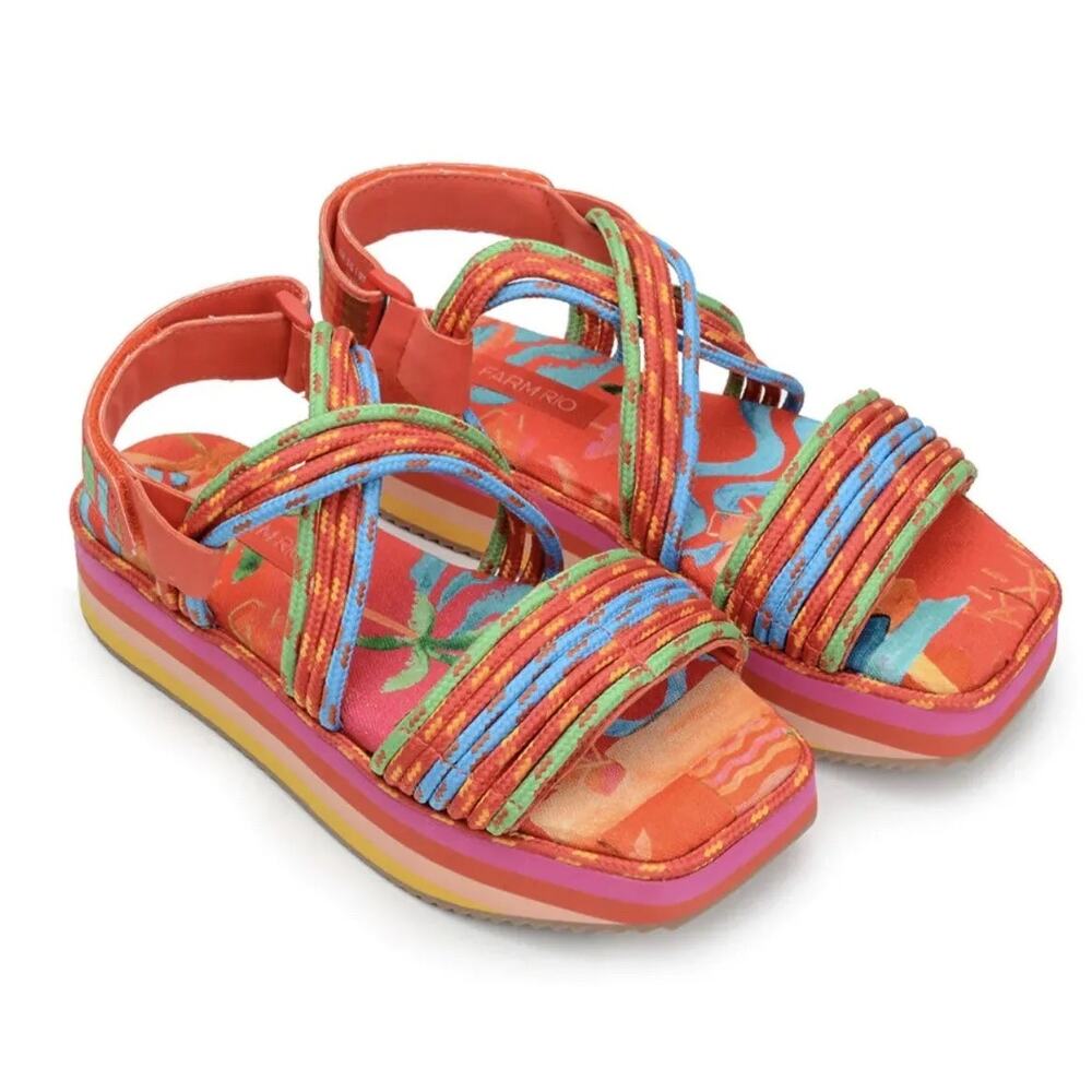 NEW Farm Rio Tropical Platform Sandal in Ipanema Size 9 Tropical Beachy Vacay